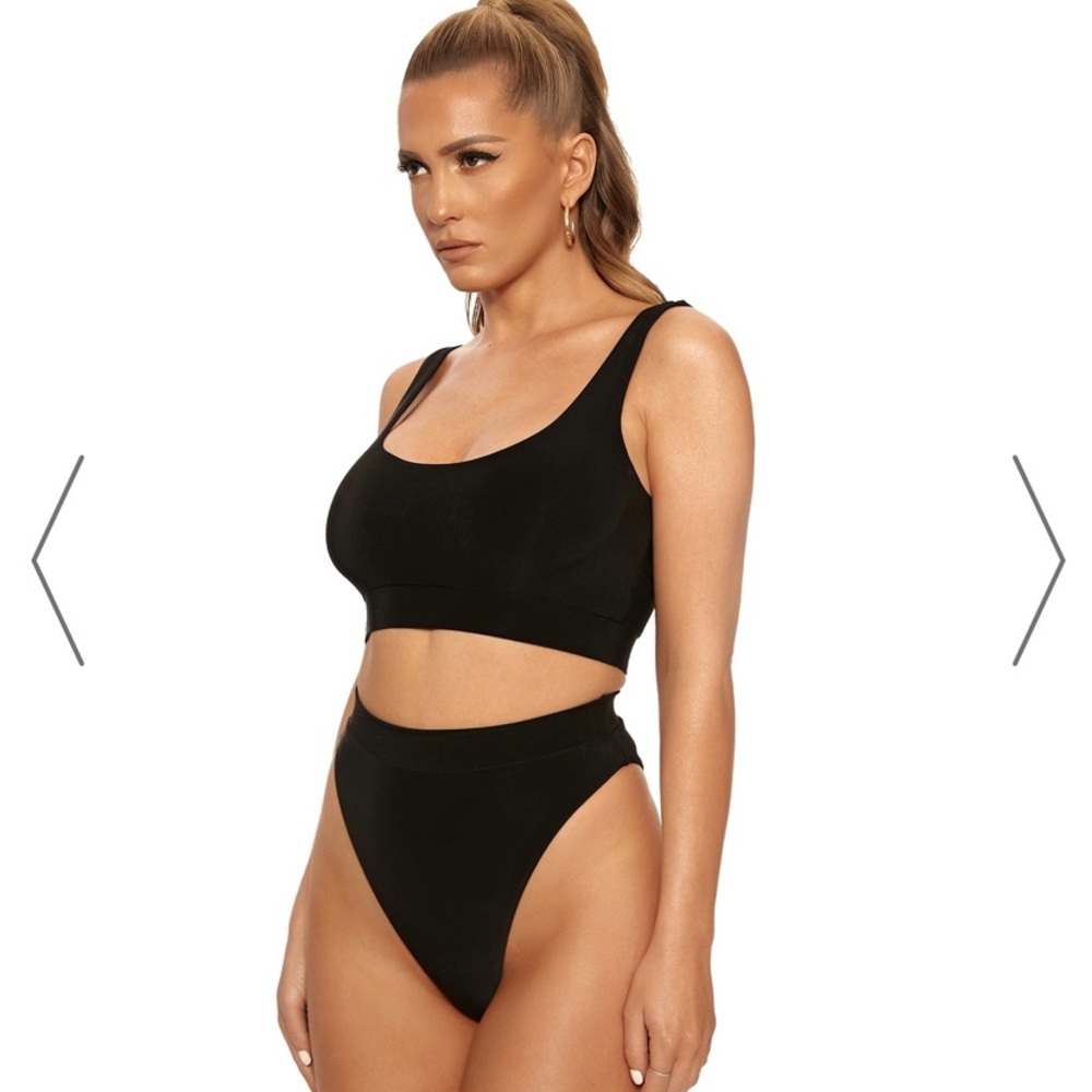 Naked Wardrobe Under It All Set